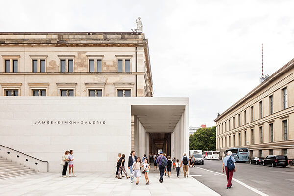 落成於2018年的詹姆斯‧西蒙畫廊成為柏林「博物館島」的展館新入口。